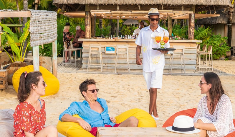 DINAROBIN - BUTIK BEACH BAR